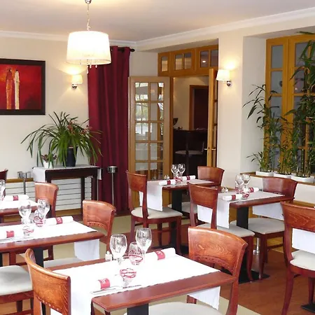 Hotell Hotel-restaurant Le Normandie