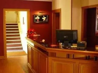 Hotell Hotel-restaurant Le Normandie Luc-sur-Mer